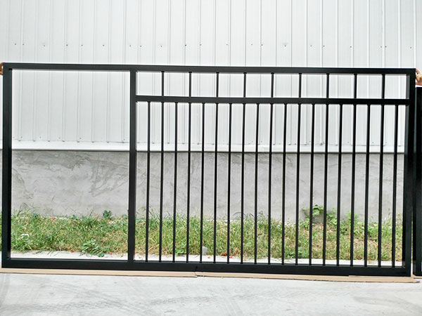 Aluminium Gate