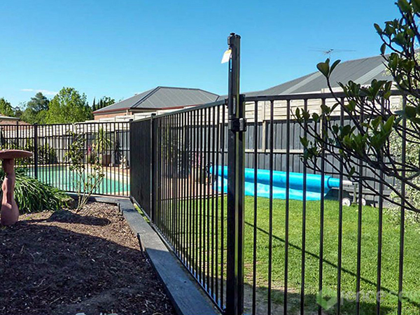 Swimming Pool Fencing