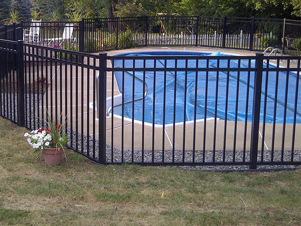 Swimming Pool Safety Fencing