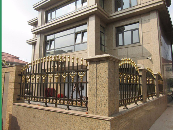 Villadom Aluminium Fencing